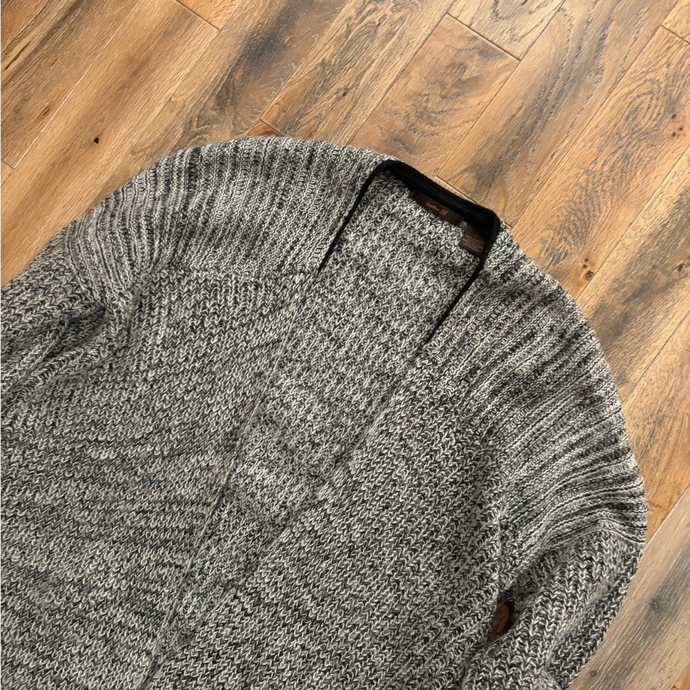 Knitted Cardigan size Lg